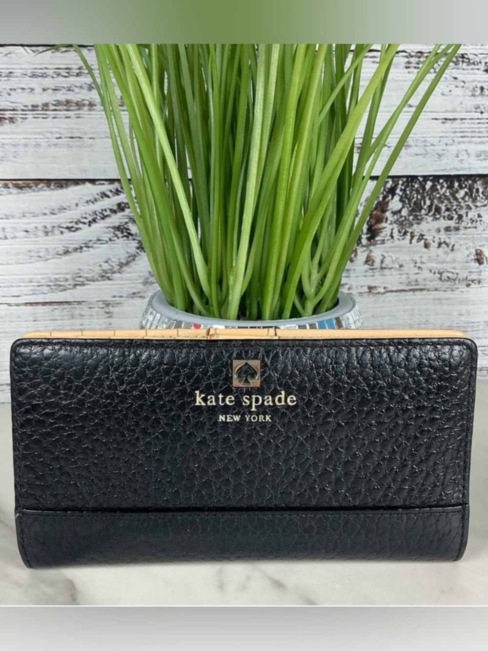 Kate Spade New York Southport Avenue Stacy Black Bifold Wallet